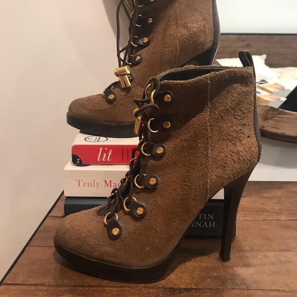 Tory Burch Halima Gold Hardware brown suede boots - Picture 5 of 7